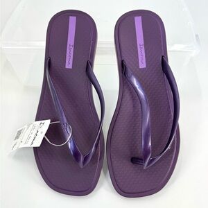 Ipanema NWT Solar Colors Flip-Flop Thong Sandals, Purple, Size 8